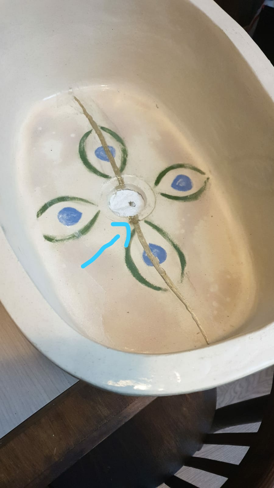 השבר בכיור
